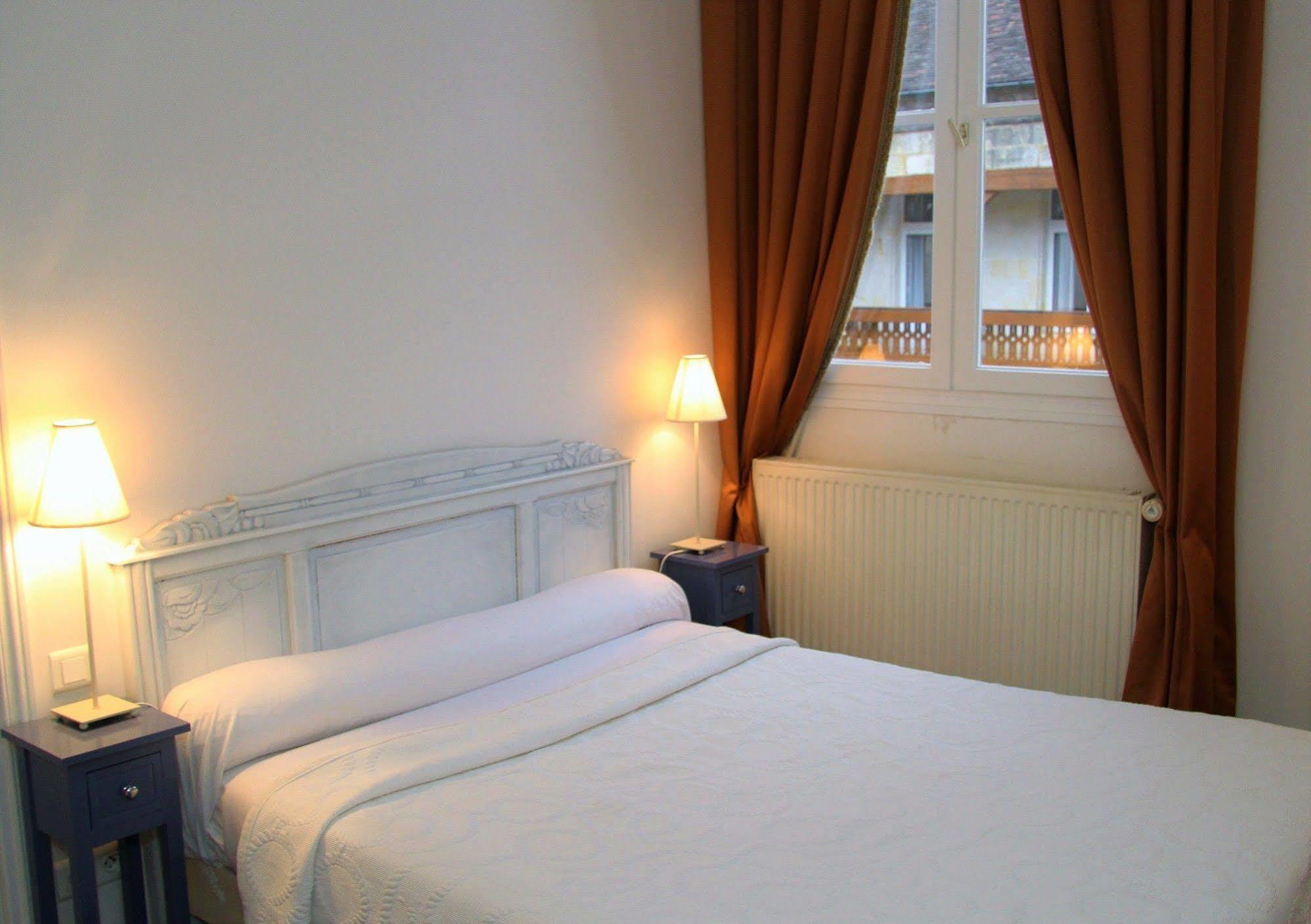 Hotel Le Regent Villers-Cotterêts Exteriér fotografie