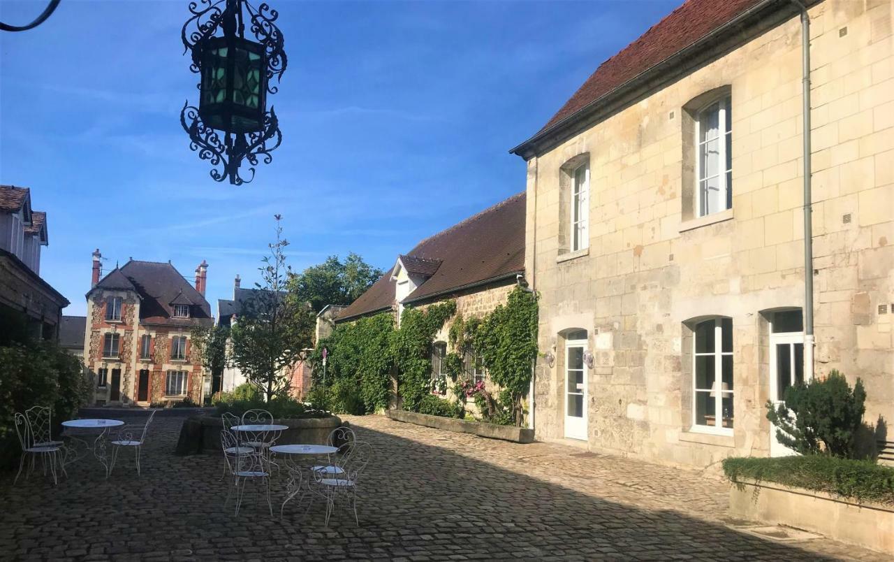 Hotel Le Regent Villers-Cotterêts Exteriér fotografie