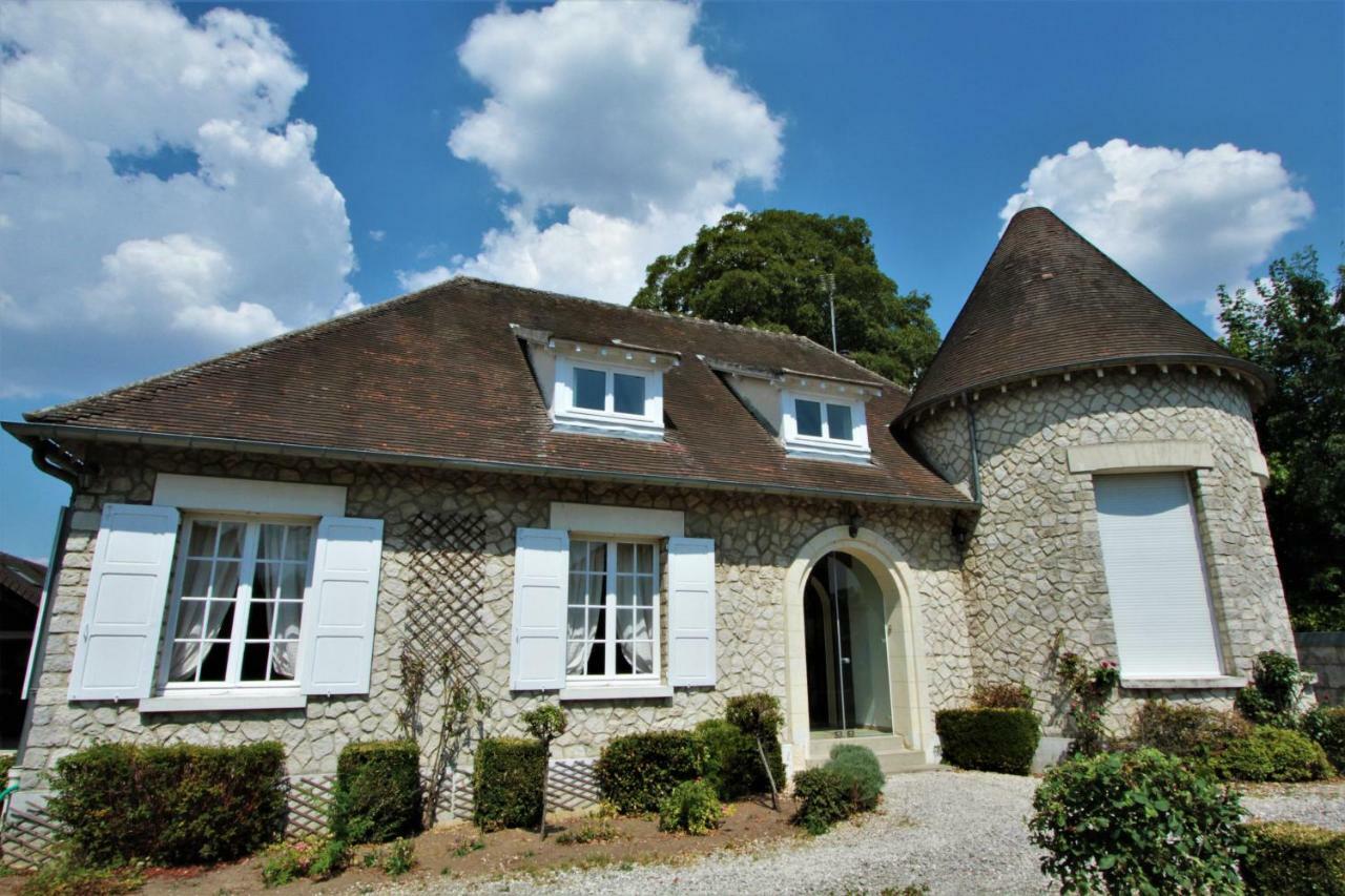 Hotel Le Regent Villers-Cotterêts Exteriér fotografie